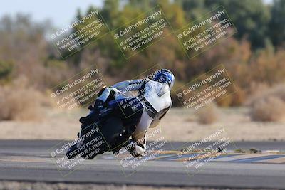 media/Dec-18-2022-SoCal Trackdays (Sun) [[8099a50955]]/Turn 7 Backside (1125am)/